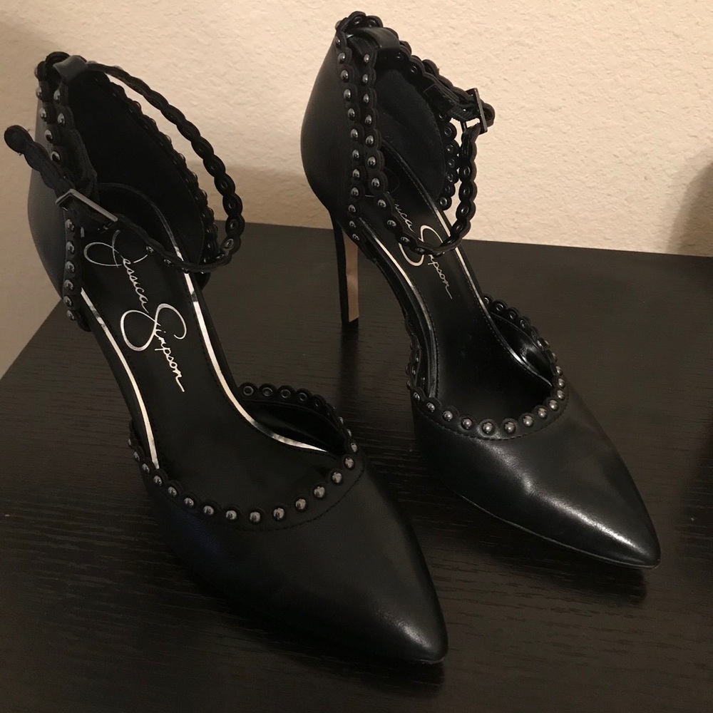 Jessica Simpson black designer heels